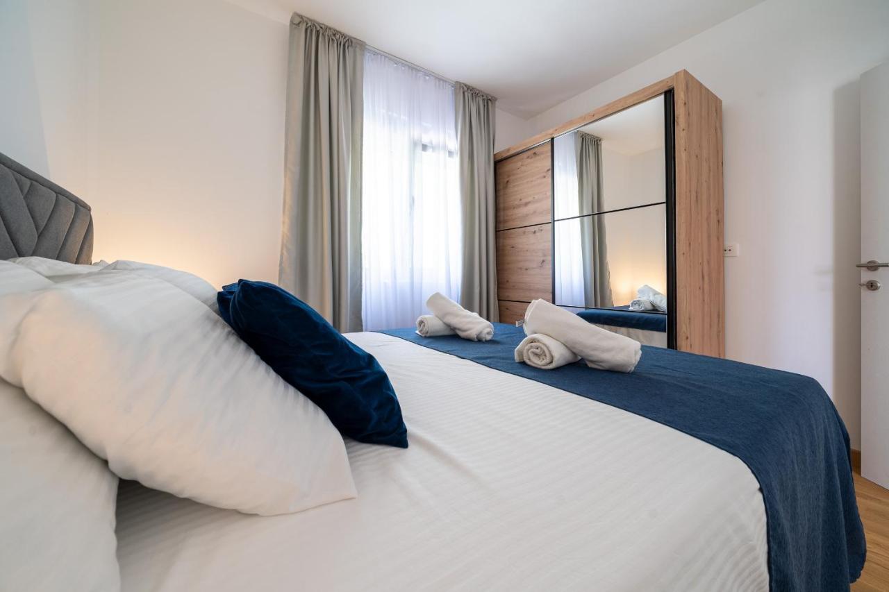 Luxury Dream View Apartment Kotor Bagian luar foto