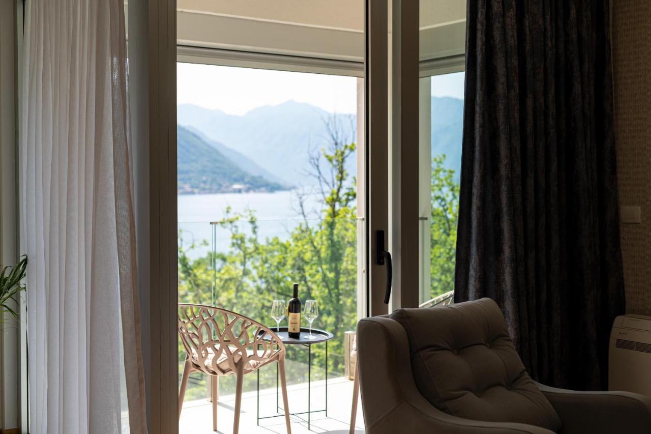 Luxury Dream View Apartment Kotor Bagian luar foto