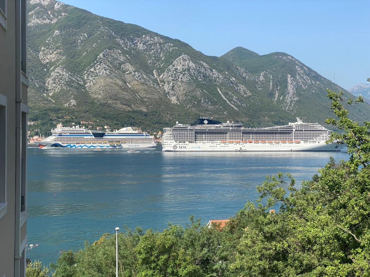 Luxury Dream View Apartment Kotor Bagian luar foto